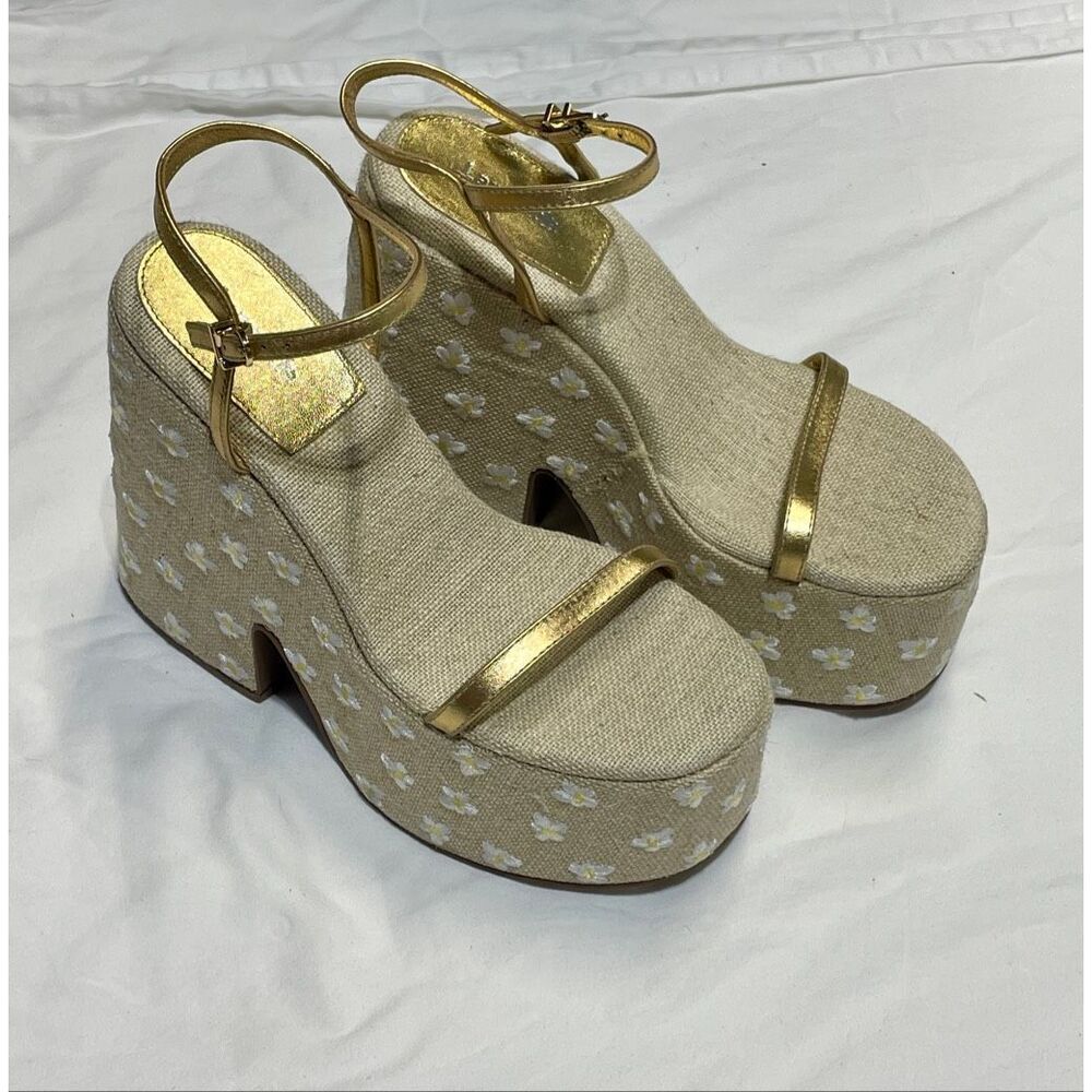 Larroude Wanda Daisy Platform Sandals 8.5